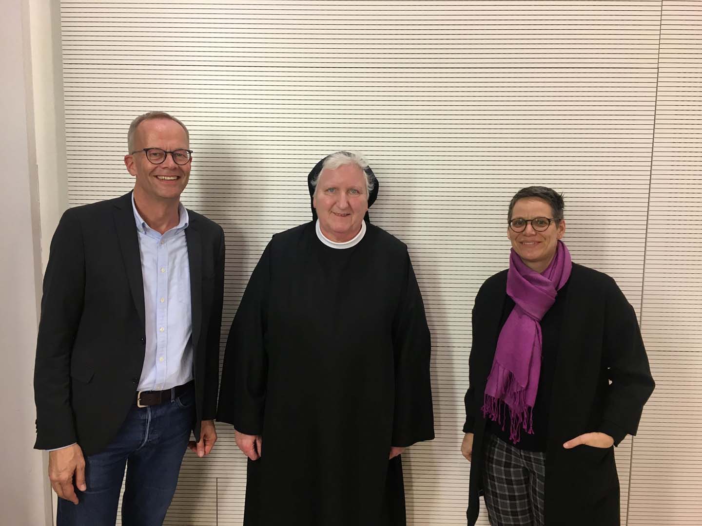 Pfarrer Burkhard Hose, Sr. Philippa Rath, Dr. Regina Augustin