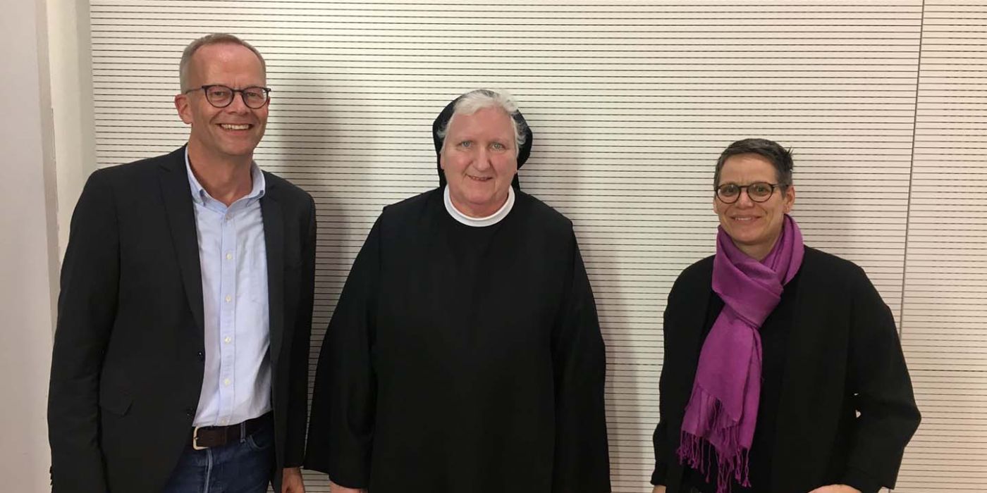 Pfarrer Burkhard Hose, Sr. Philippa Rath, Dr. Regina Augustin