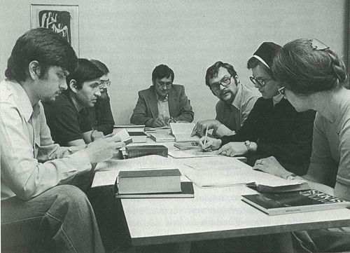 Gruppenarbeit bei einer Studienveranstaltung