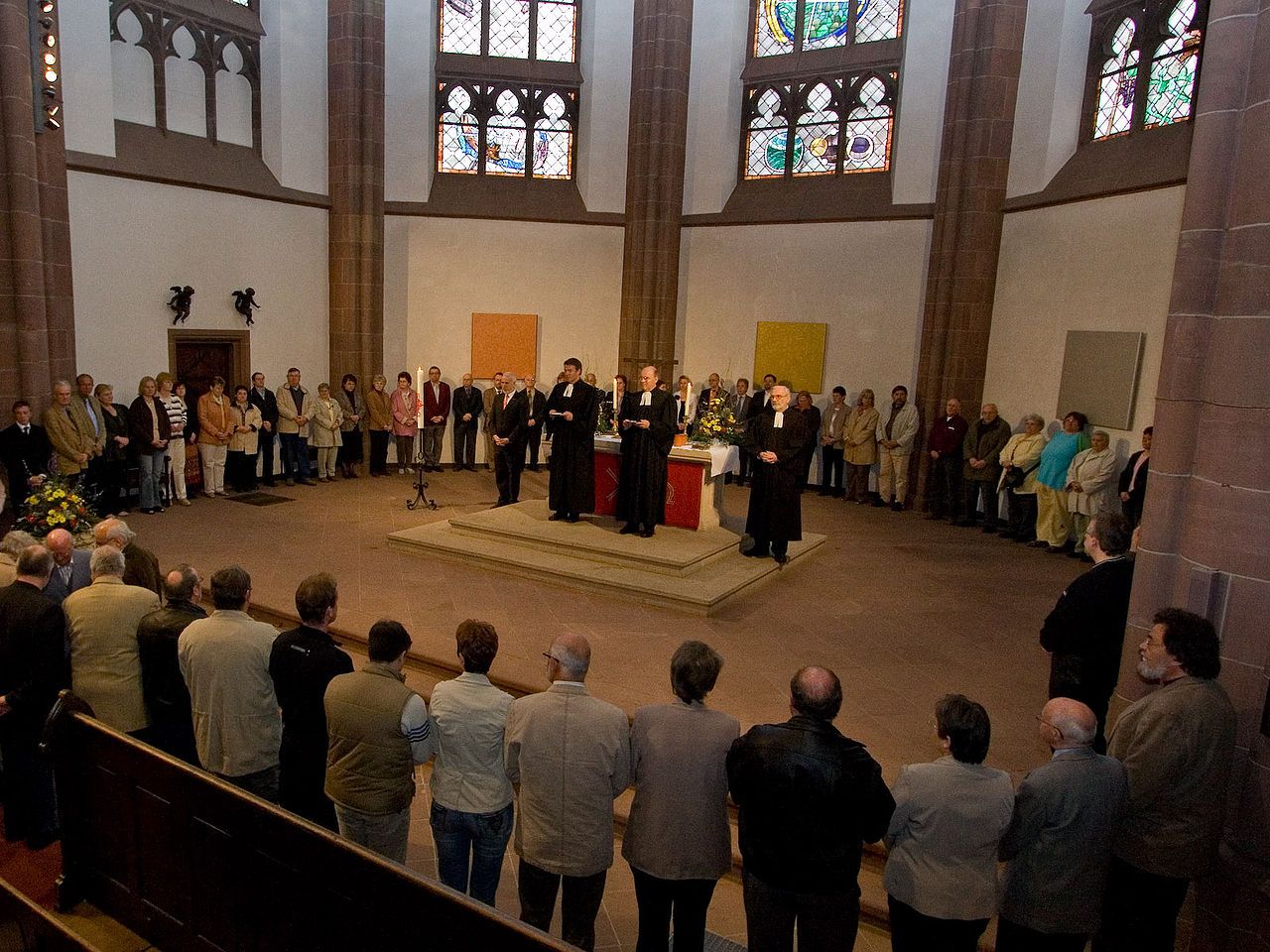 Abendmahlsfeier in der Frankfurter Dreikönigskirche